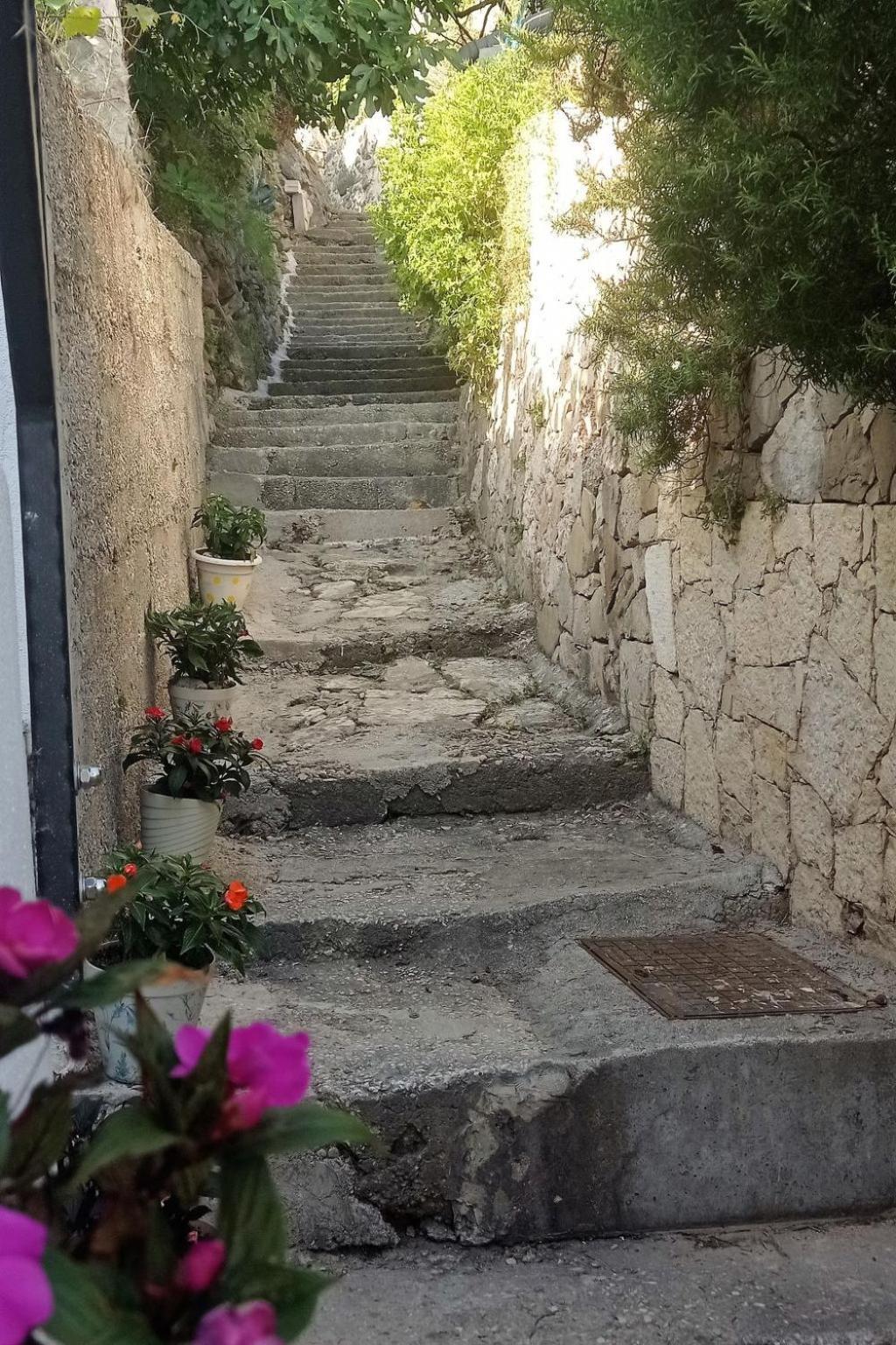 Holiday Home Lara By Interhome Omis Bagian luar foto