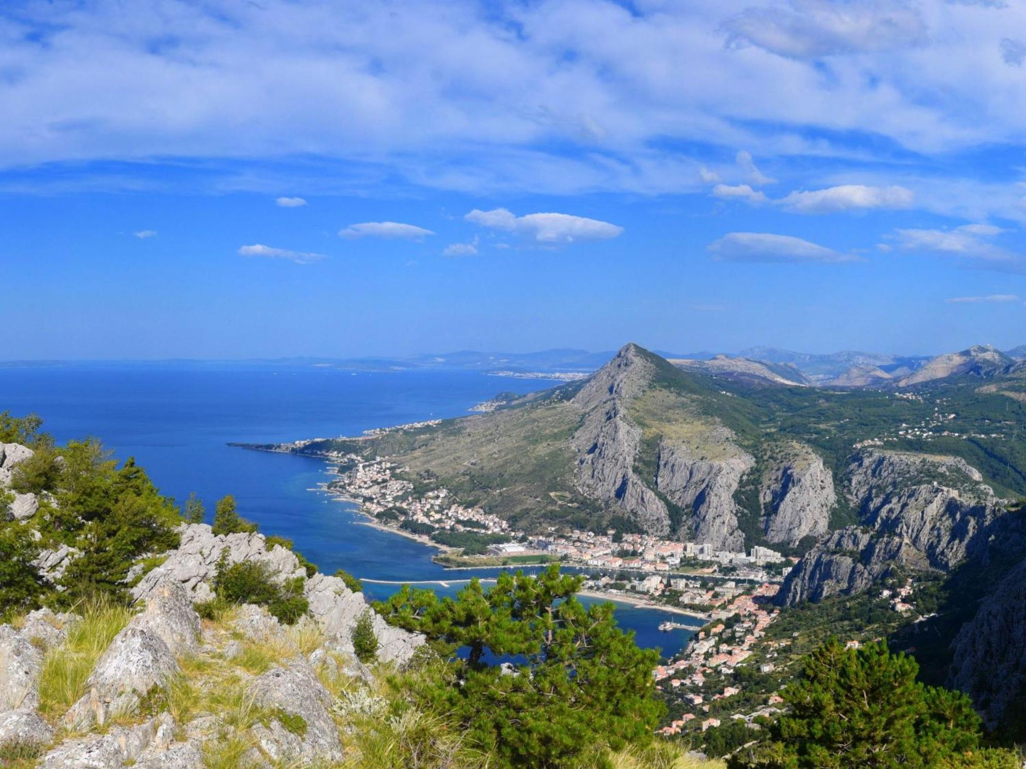 Holiday Home Lara By Interhome Omis Bagian luar foto