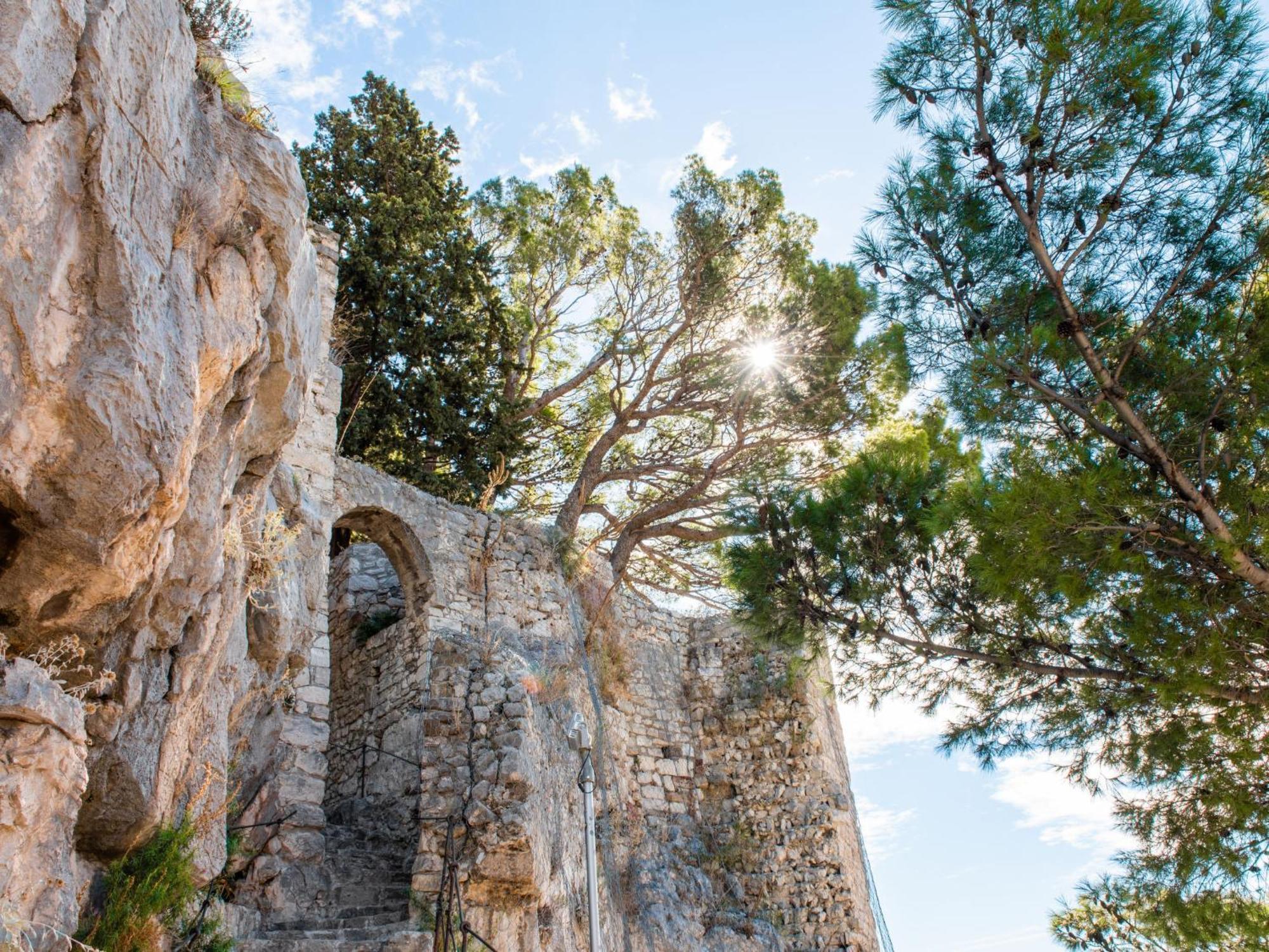 Holiday Home Lara By Interhome Omis Bagian luar foto